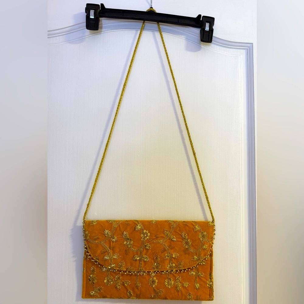 Elegant Gold Embroidered Women's Bag